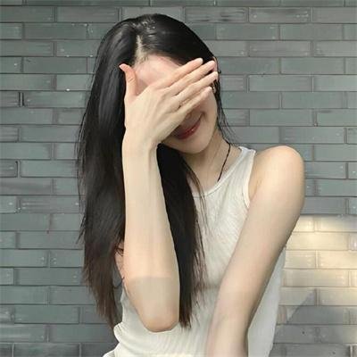 另一种存在 海报